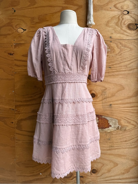 City Studio Dresses & Skirts - NWT Pink Tiered Mini Dress Puff Sleeve